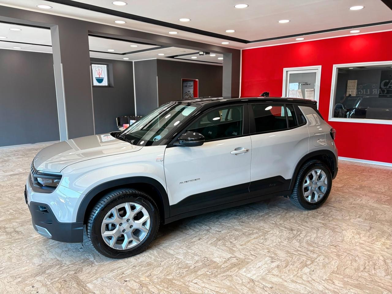 Jeep Avenger 1.2 Turbo 100 CV Summit