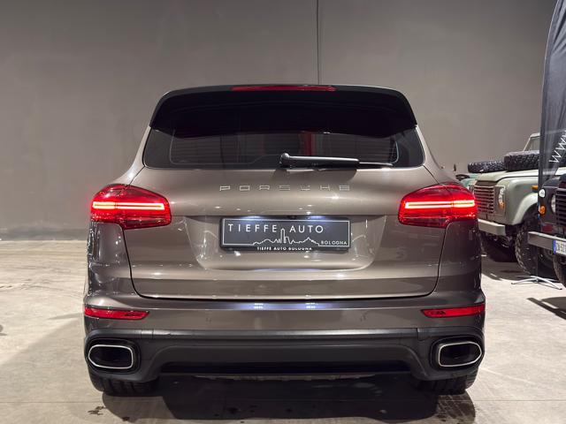 PORSCHE Cayenne 3.0 Diesel Platiunum Edition