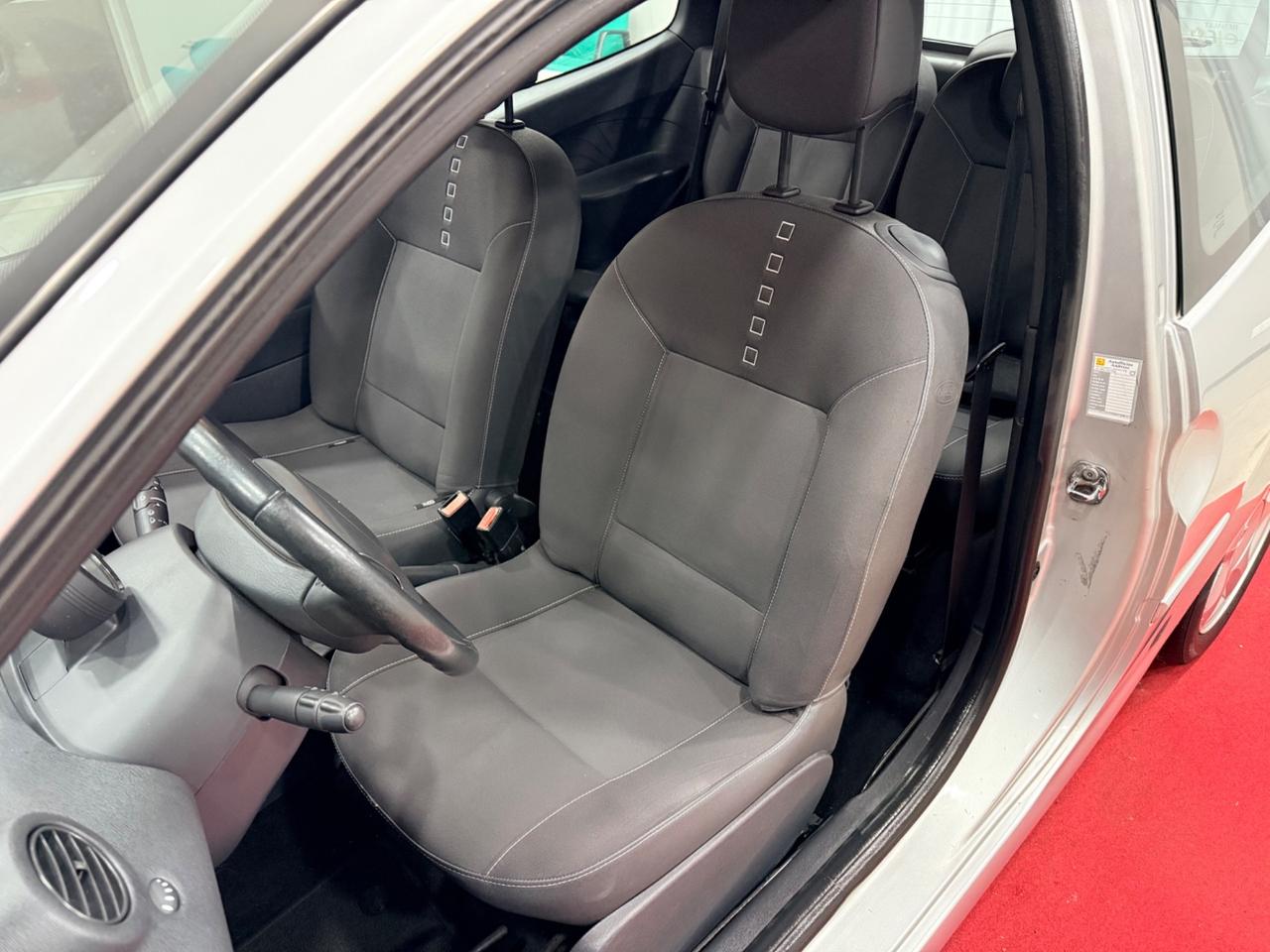 Renault Twingo 1.2 16V 75cv benzina OK NEOPATENTATI