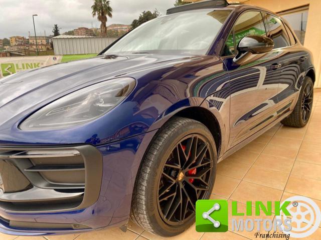 PORSCHE Macan 2.0
