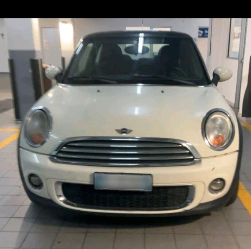 Mini Cooper 1.6 tdi 110 Cv 2011