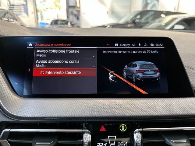 BMW 118 i Msport Auto - LED - 18" - Camera - Carplay