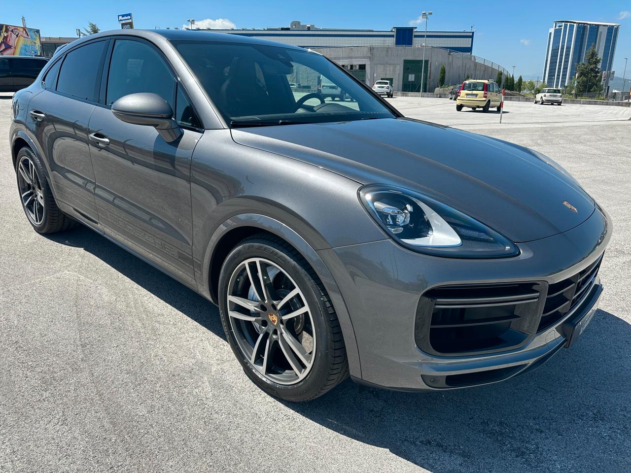 Porsche Cayenne Coupé 4.0 V8 Turbo