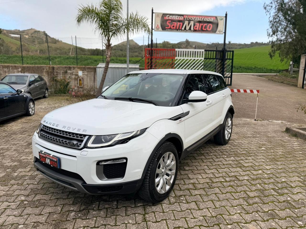 Land Rover Range Evoque 2.0 TD4 150 CV 5p. HSE