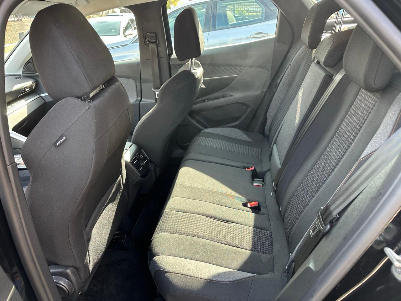 Peugeot 3008 BlueHDi 130 S&S EAT8