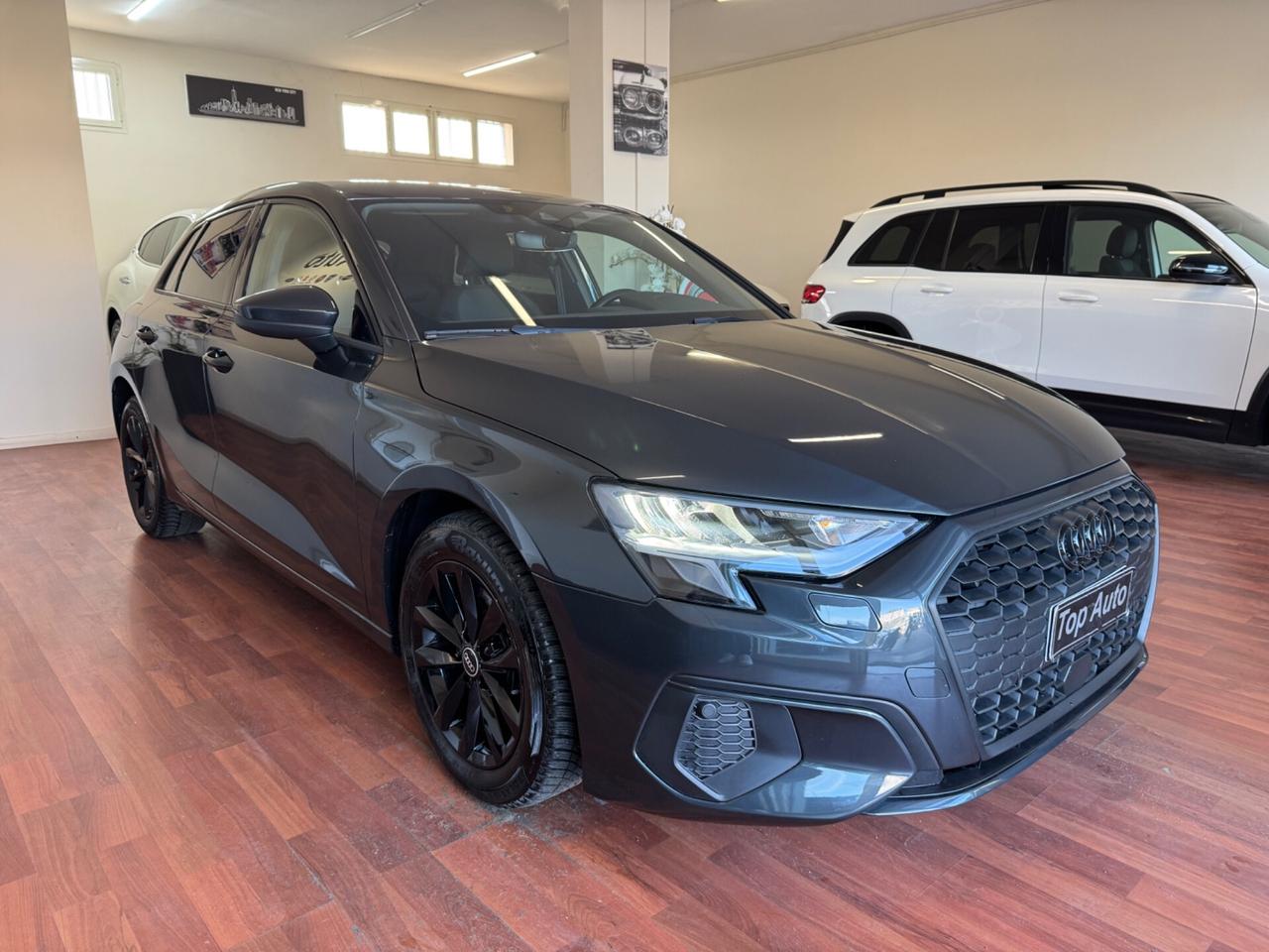 AUDI A3 SPB 35 TDI S TRONIC IDENTITY BLACK - MY21