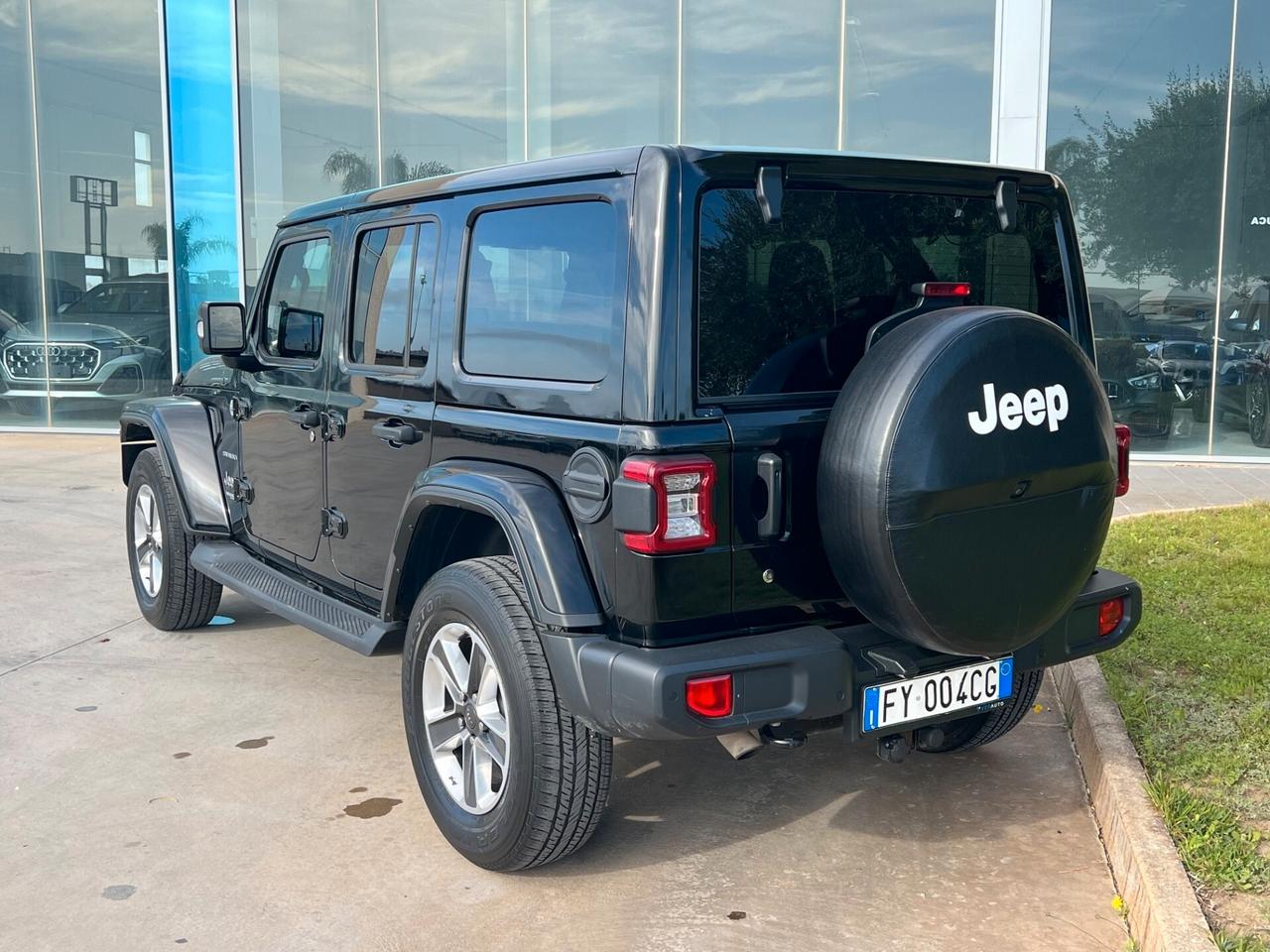 Jeep Wrangler 2.2 Mjt Sahara possibilità noleggio no scoring