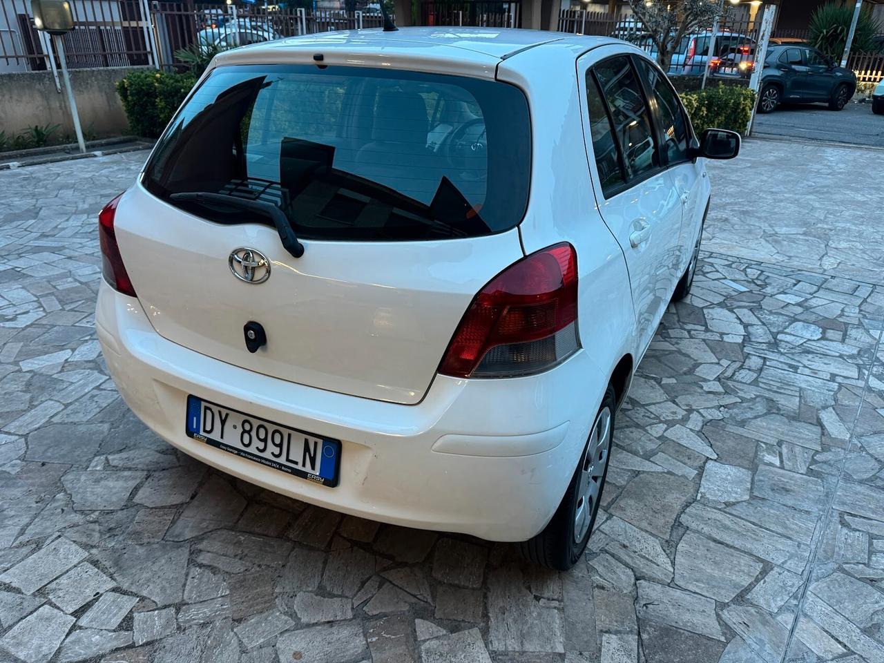 Toyota Yaris 1.4 D-4D DPF 5 porte