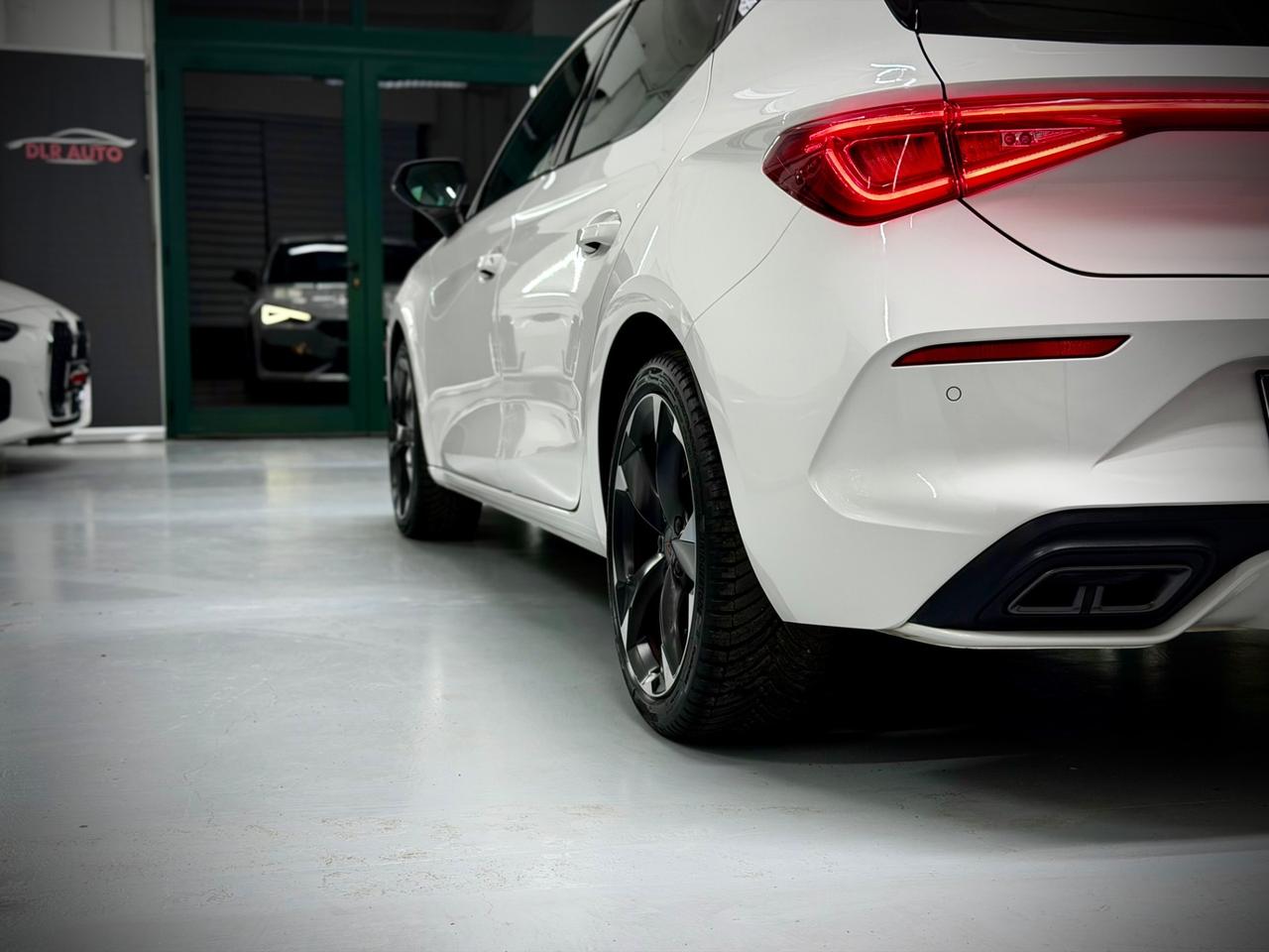 Cupra Leon 1.5 Hybrid 150 CV DSG