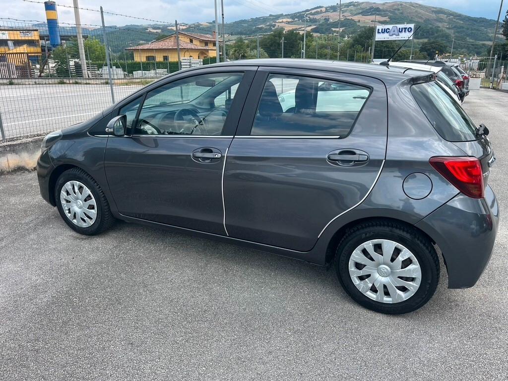 Toyota Yaris 1.0 5 porte Lounge IMPIANTO GPL