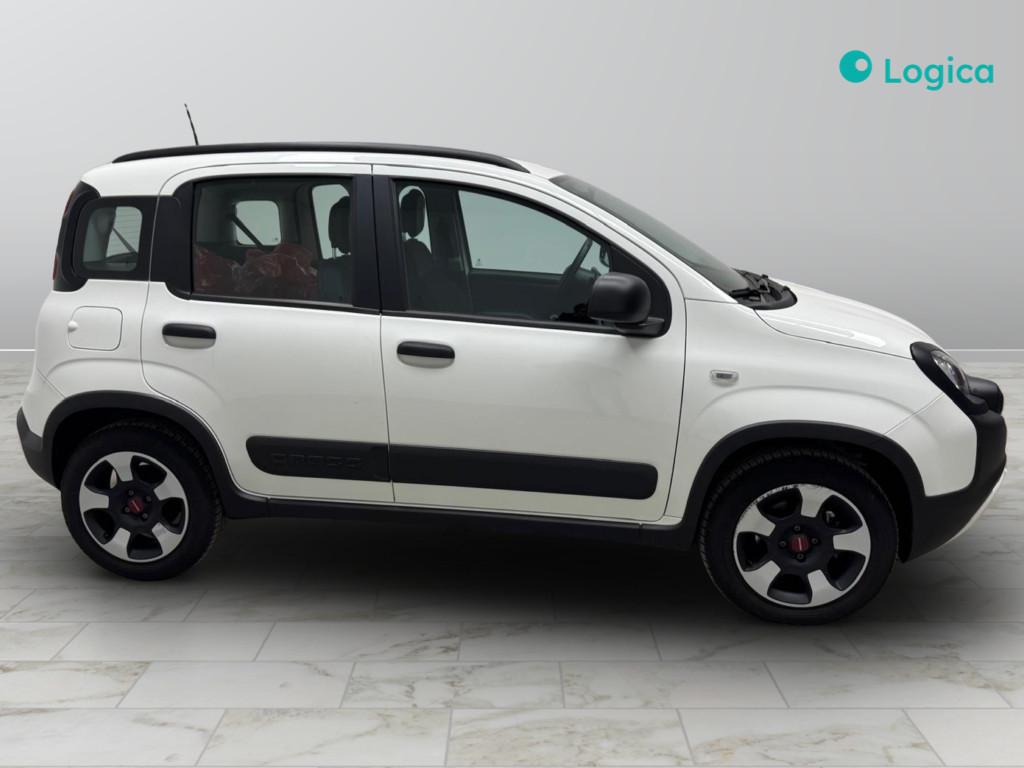 FIAT Panda III - Panda 1.0 firefly hybrid City Cross s&s 70cv 5p.ti