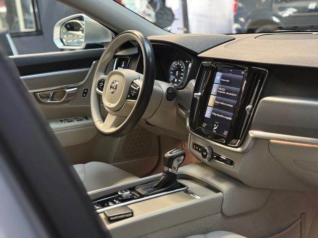 VOLVO V90 D4 Geartronic Momentum