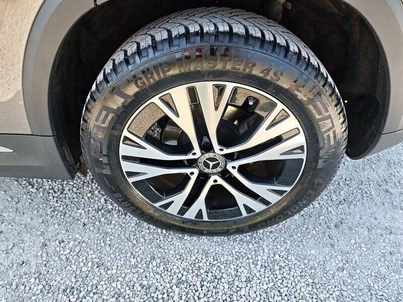 Mercedes-Benz GLA GLA 180 d Progressive Advanced