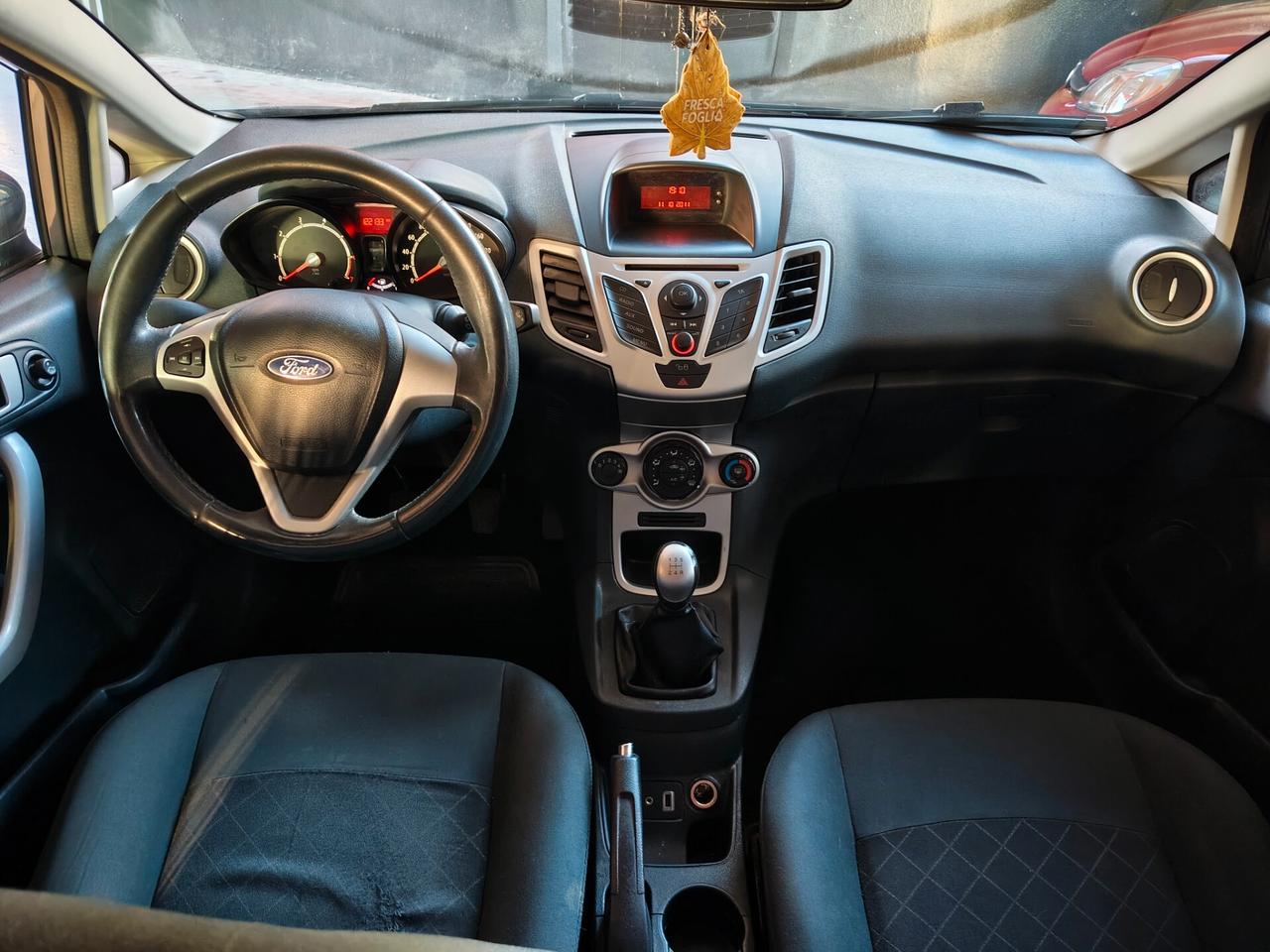 Ford Fiesta Titanium UNIPRO!!!!