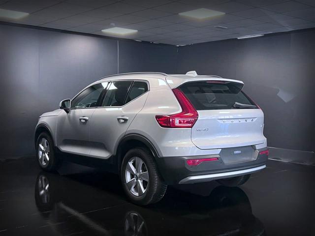 VOLVO XC40 T2 automatico Essential