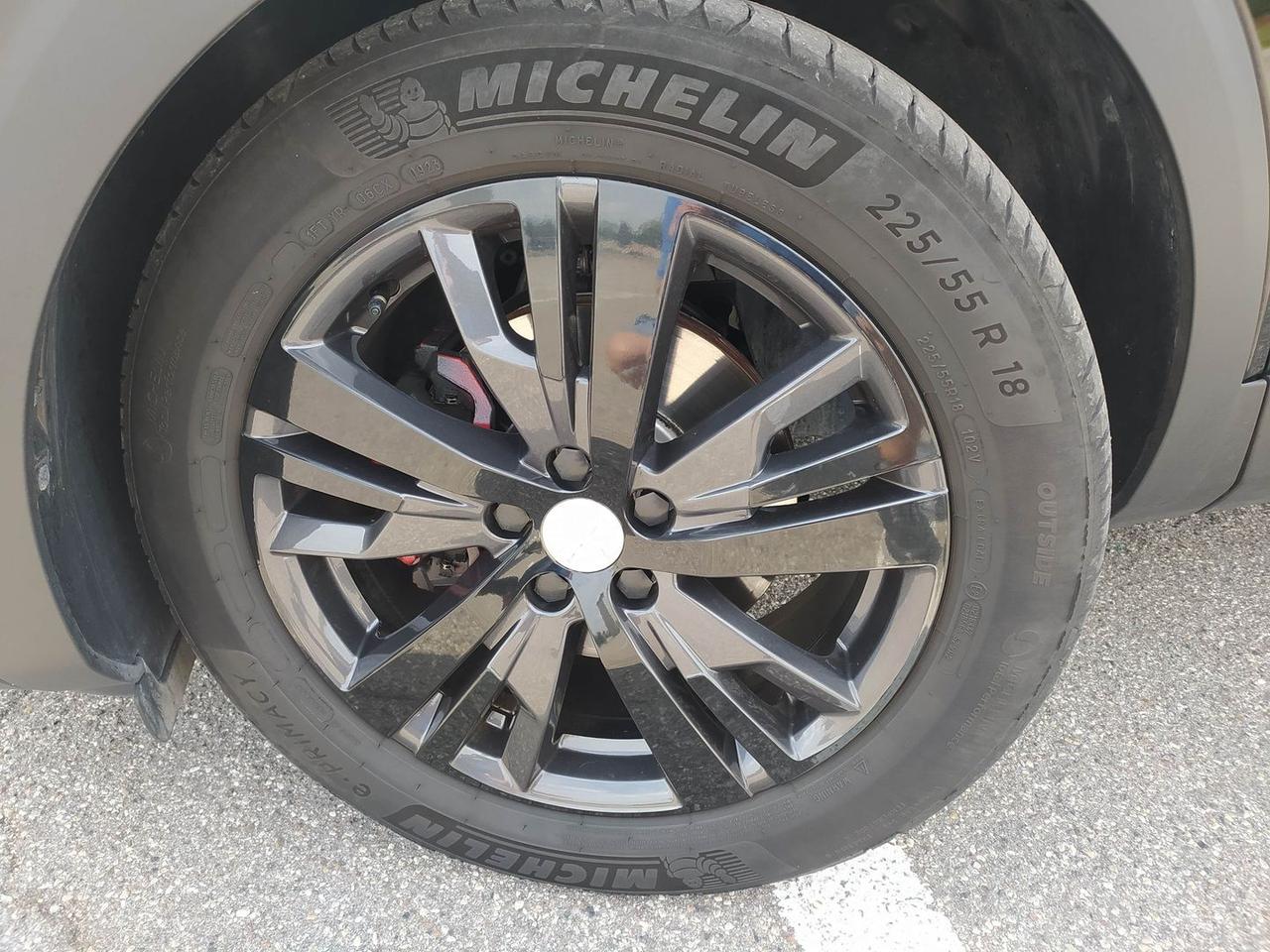 Peugeot 3008 Allure Pack 1.5 Blue HDI 130 #12056
