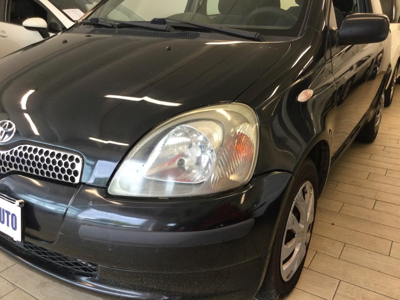 Toyota Yaris 1.0i 16V cat 3 porte '03