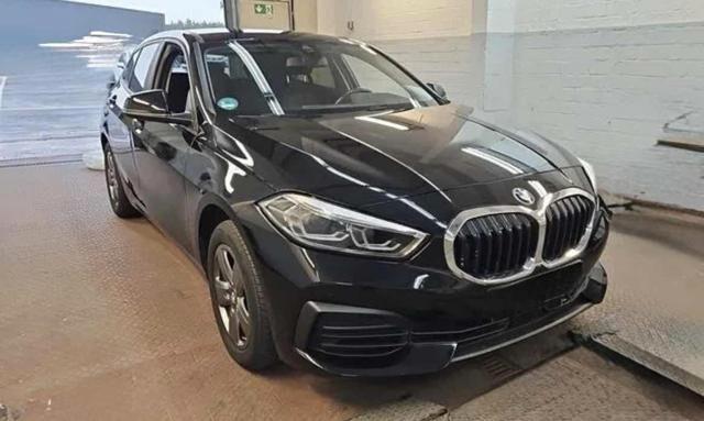Bmw 116 116d 5p. Business Advantage