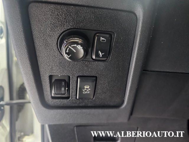 NISSAN Qashqai 1.5 dCi DPF Tekna