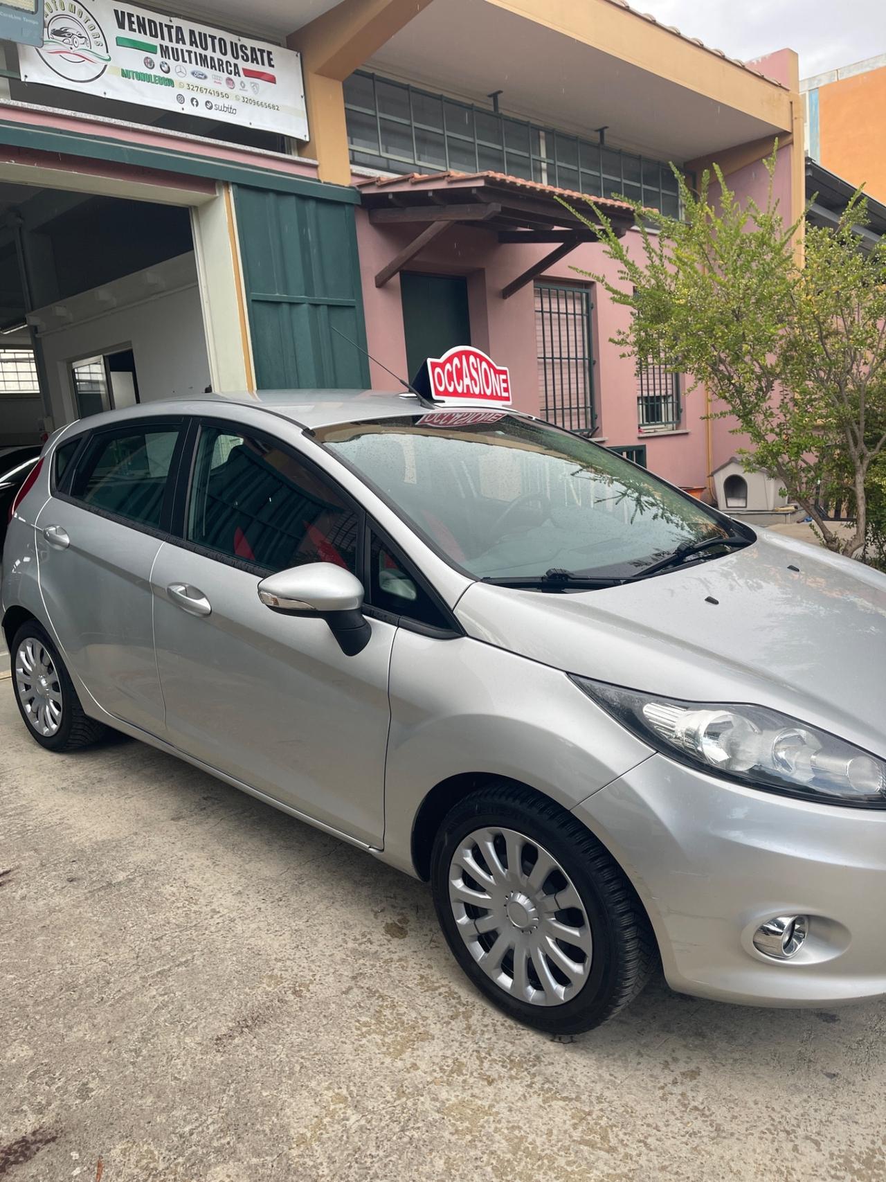 Ford Fiesta 1.4 5 porte Bz.- GPL Titanium