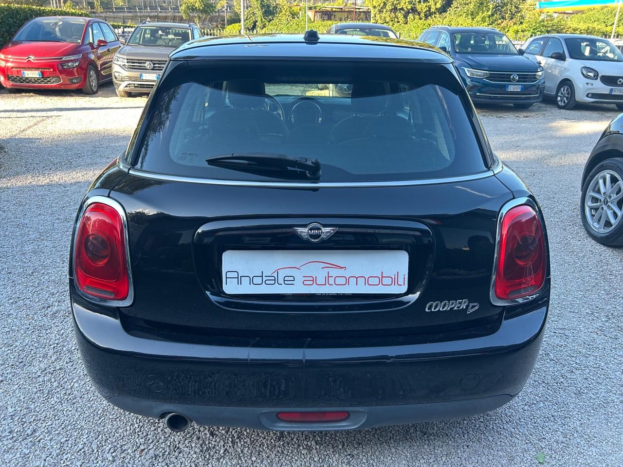 Mini 1.5 Cooper D Business 5P NEOPATENTATI AUTO