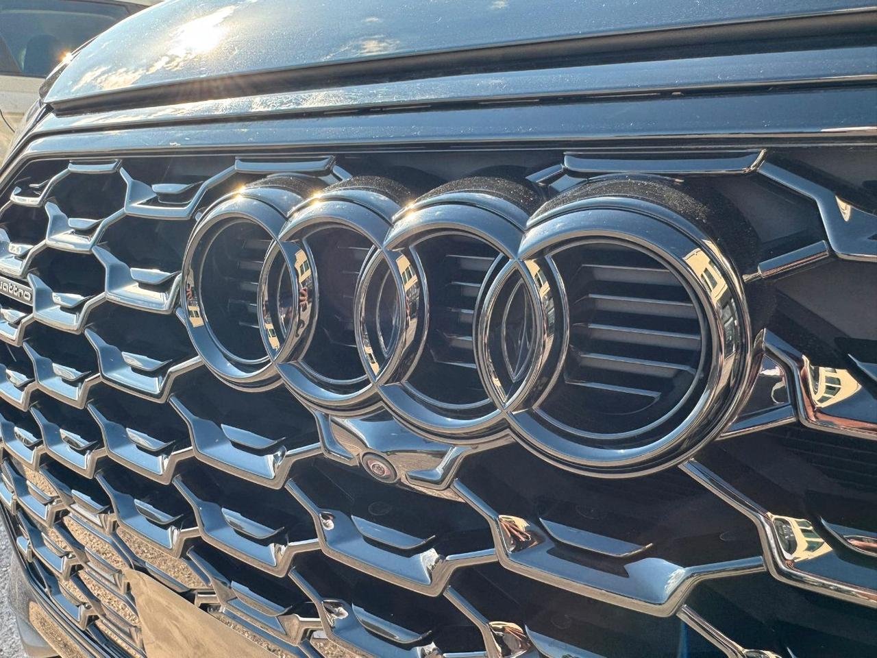 Audi Q5 Sportback SPORTBACK. 40 2.0 tdi mhev 12V Identity Black quattro s-tronic