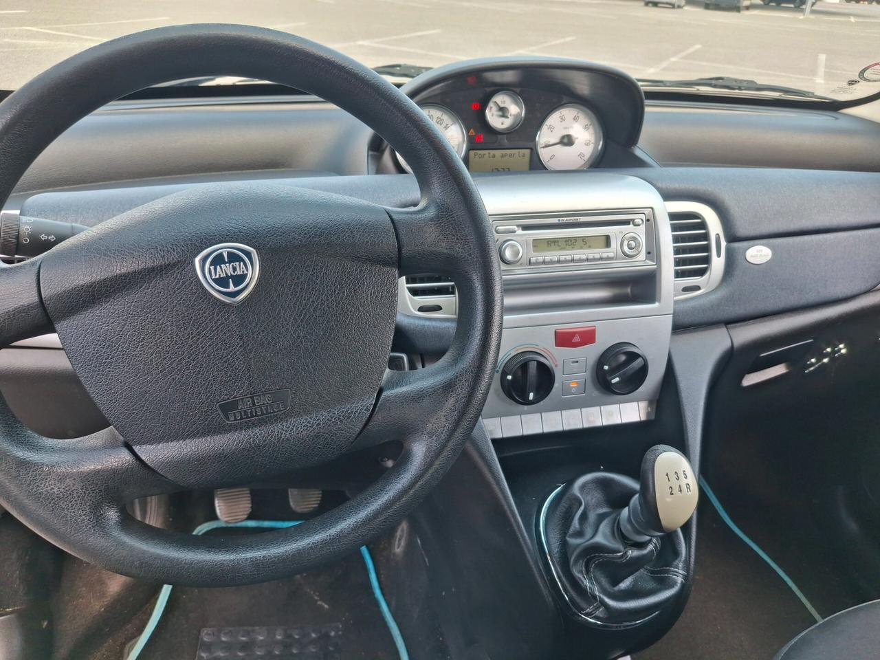 Lancia Ypsilon 1.2 Benzina-OK NEOPATENTATI-