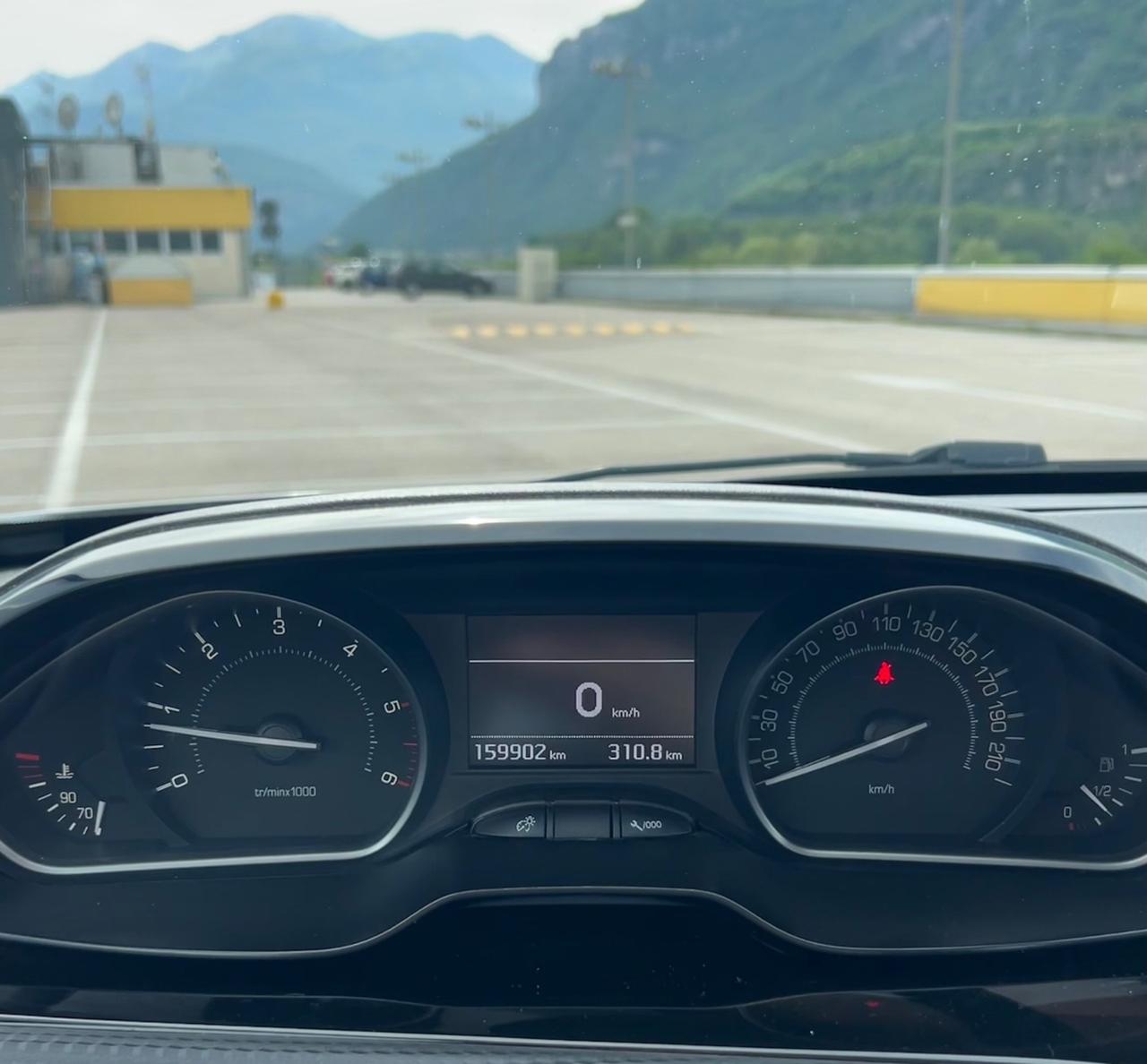 Peugeot 208 BlueHDi Allure Neopatentati 2017