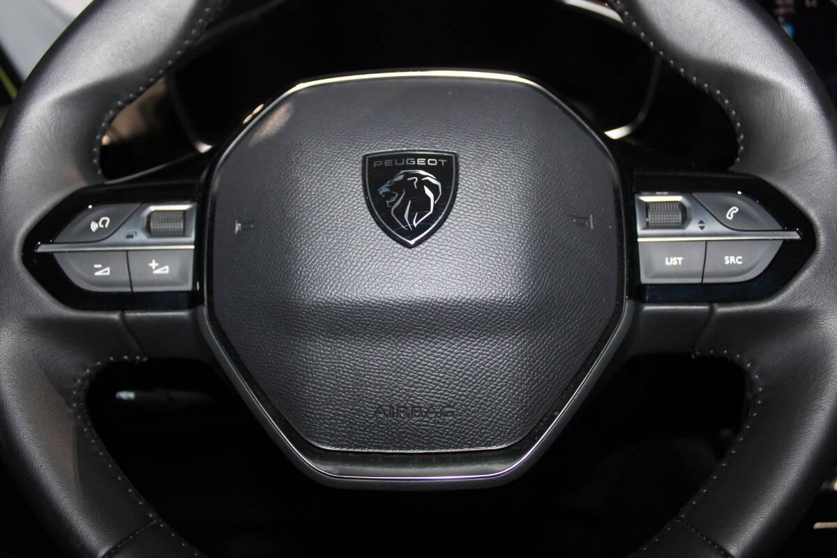 Peugeot 208 1.2 puretech Allure s&s 100cv Con CARPLAY