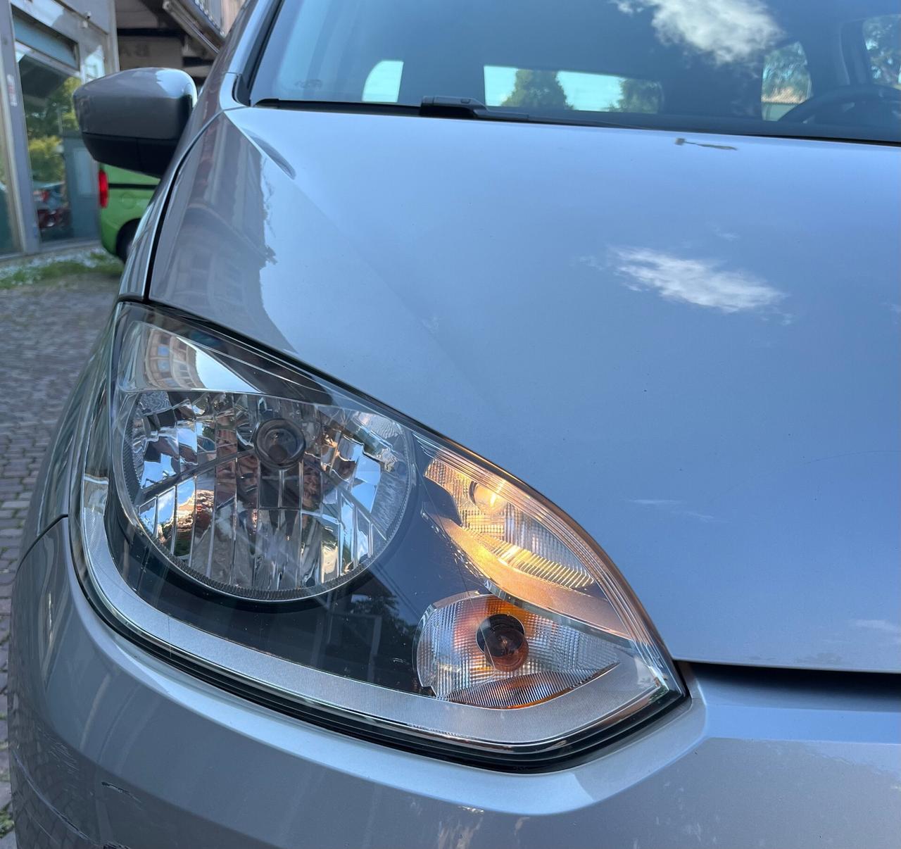 Volkswagen up! 1.0 5p. eco move BlueMotion Technology