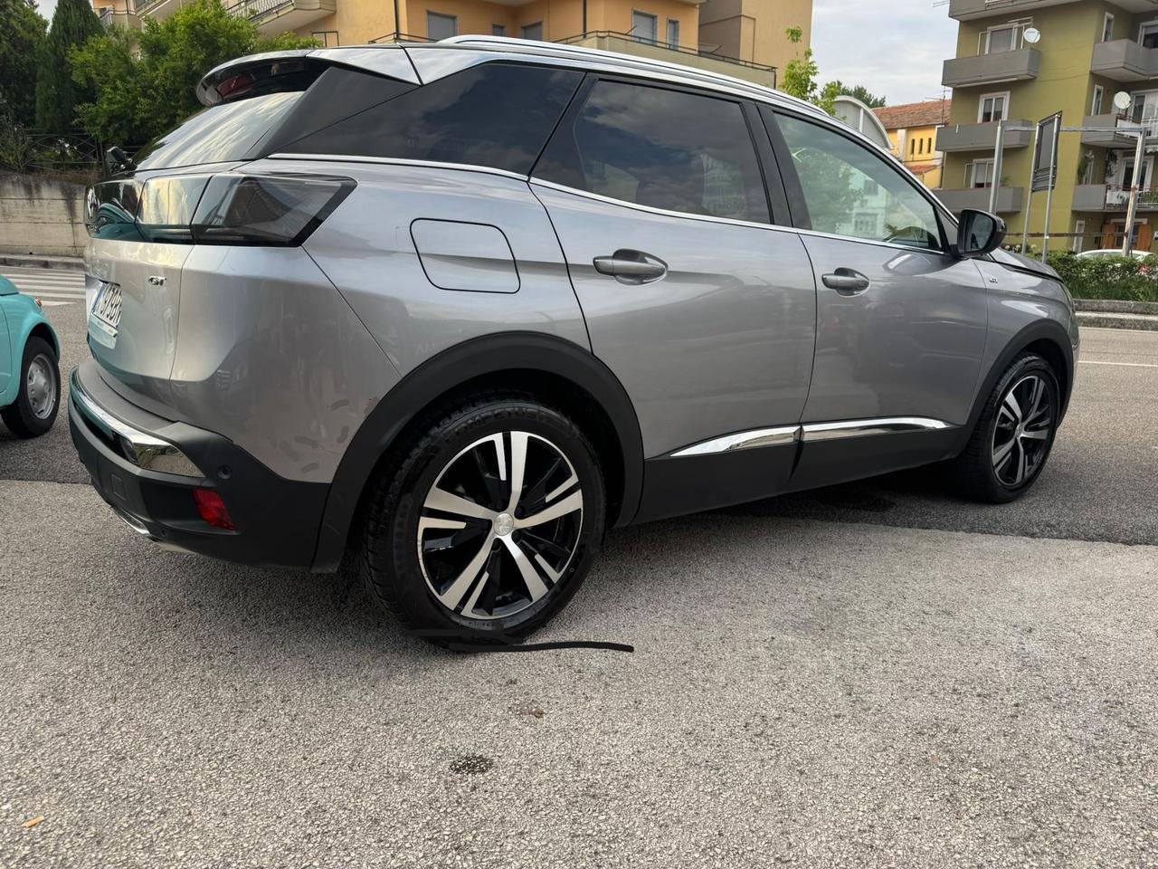 Peugeot 3008 BlueHDi 130 S&S EAT8 GT Pack
