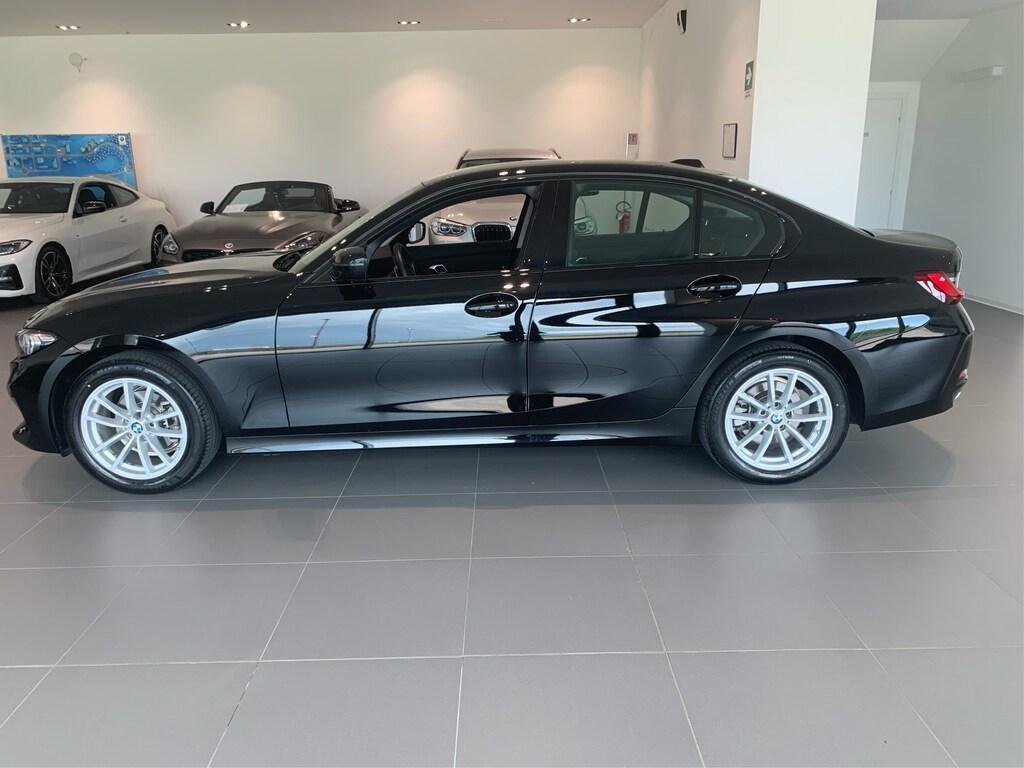BMW Serie 3 Berlina 318 d Mild Hybrid 48V Steptronic