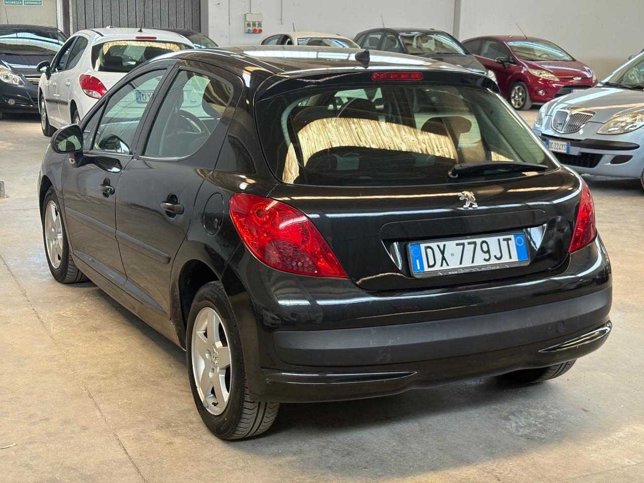 Peugeot 207 1.4 8V 75CV 5p. Energie Sport ECO GPL