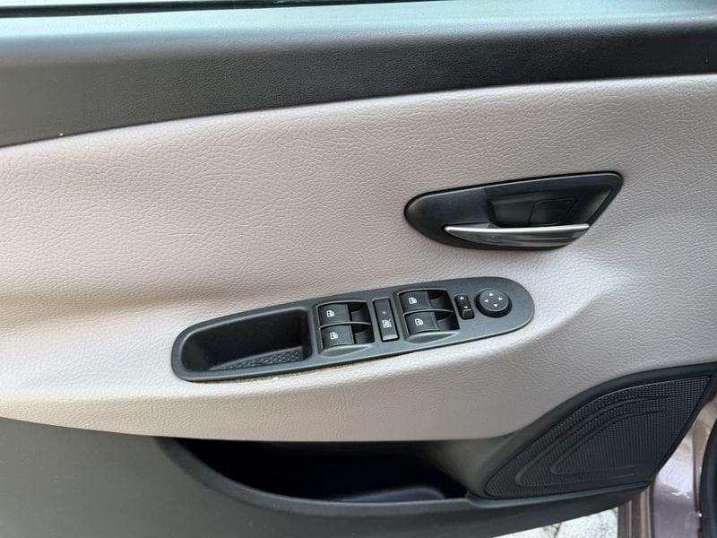 Lancia Ypsilon 5 Porte Ypsilon 1.2 8v Platinum 69cv E6