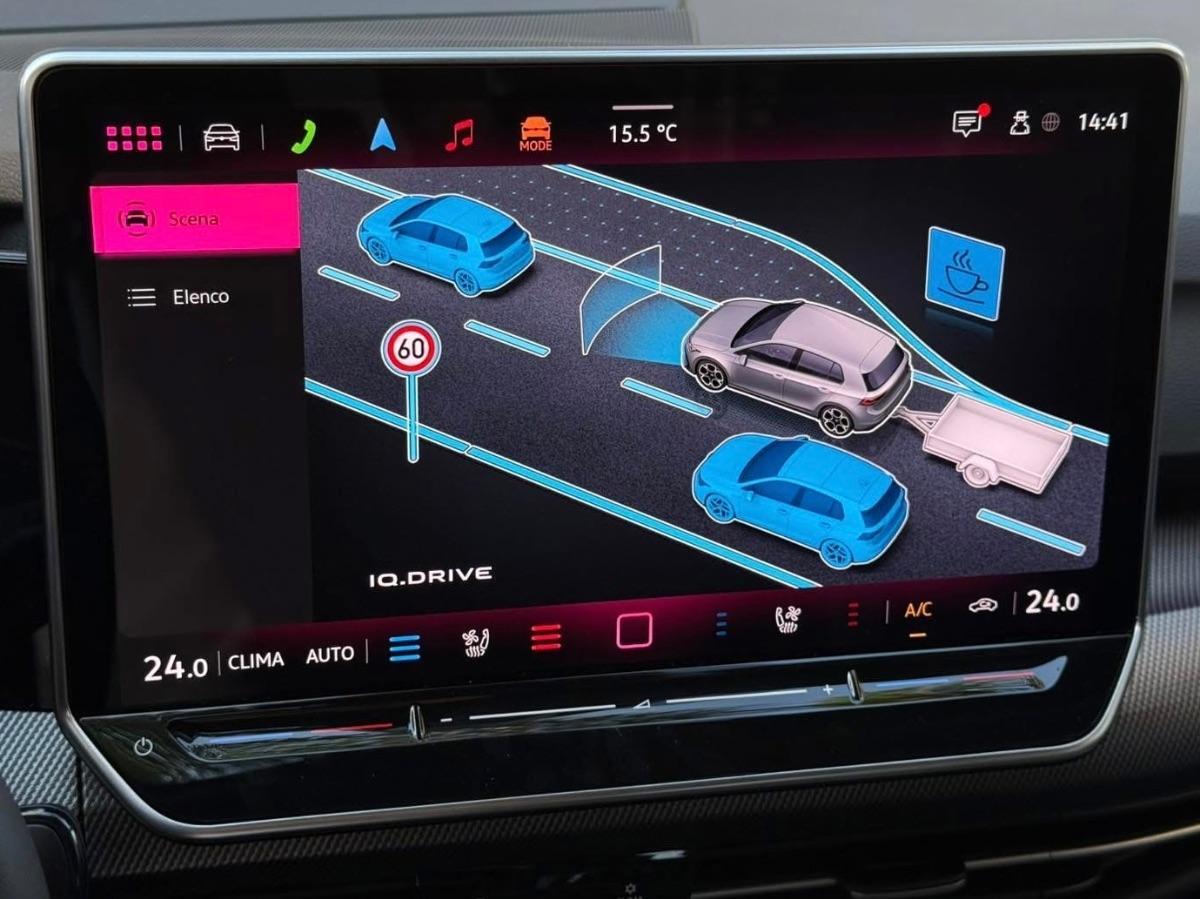 New Volkswagen Golf 8.5 GTI 2.0 TSI 265 CV