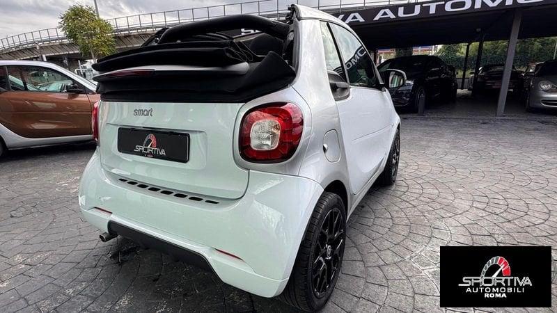 smart fortwo RATA MENSILE 229,00 EURO fortwo 70 1.0 twinamic cabrio Passion