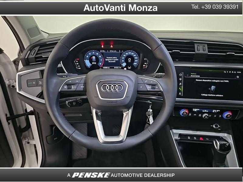 Audi Q3 Q3 35 1.5 tfsi Business Advanced s-tronic