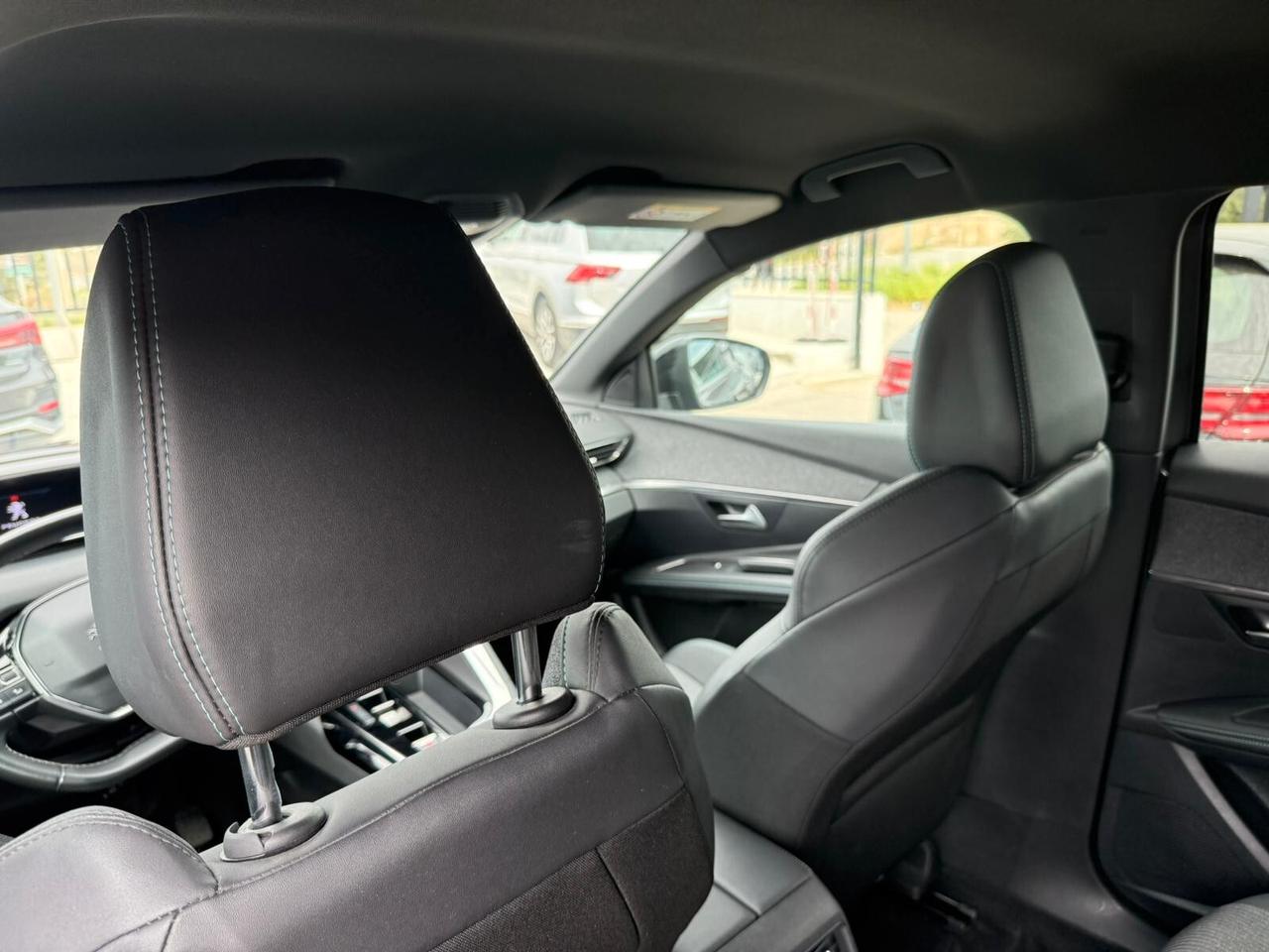 Peugeot 3008 1.5 BlueHDi 131 CV S&S EAT8 Allure