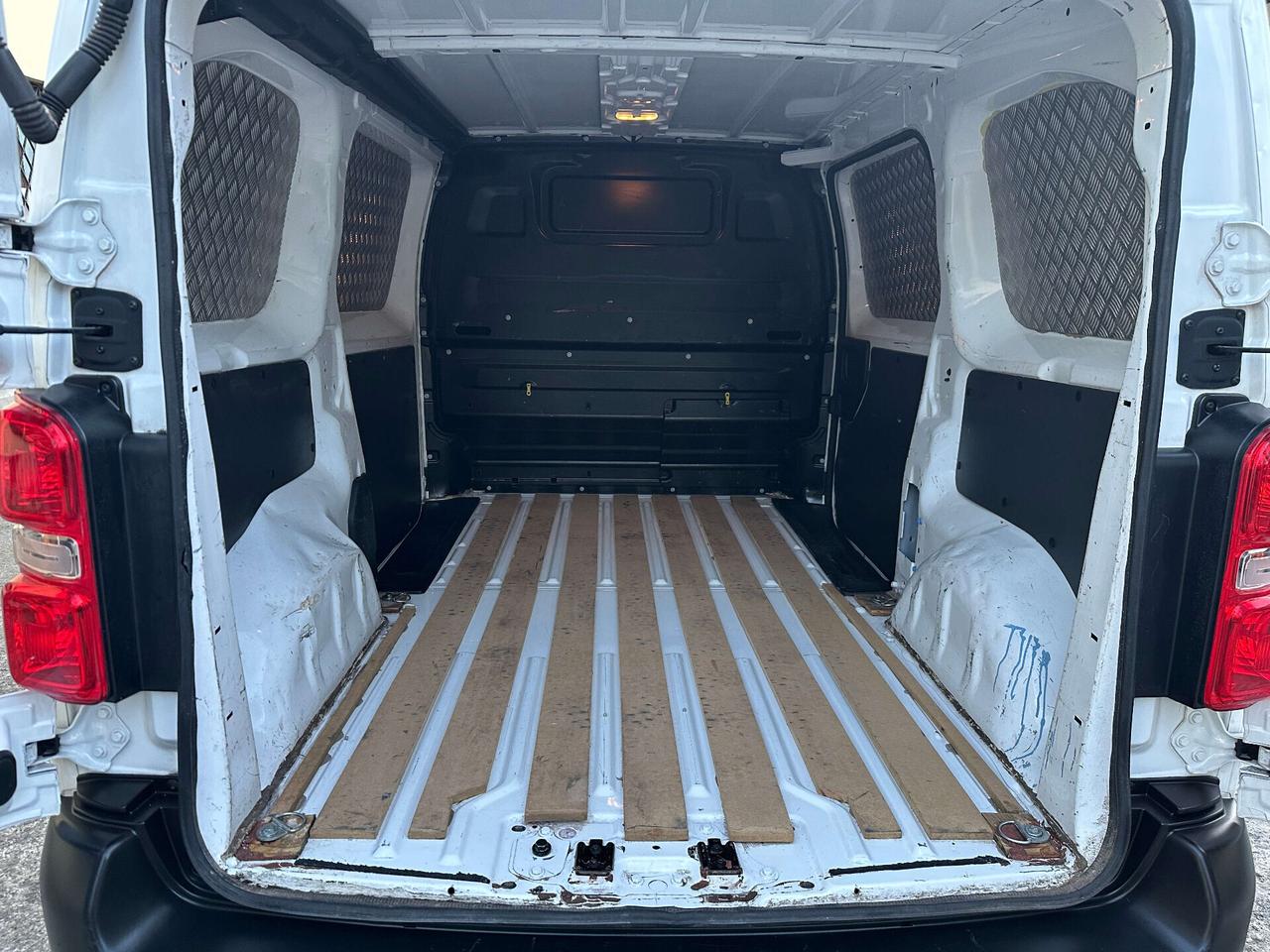 Citroen Jumpy 2.0 BlueHDi 120 PL-TN Furgone M Club SeS