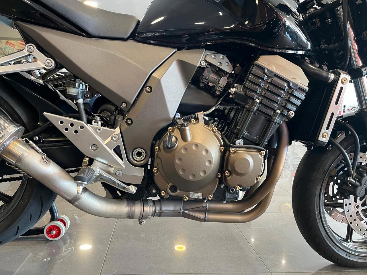 Kawasaki ZR 750