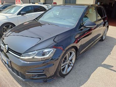 VW Golf 1.5 TSI 150CV DSG R-LINE