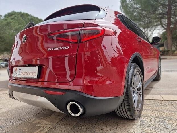 Alfa romeo stelvio 2.2 turbo diesel 180CV AT8