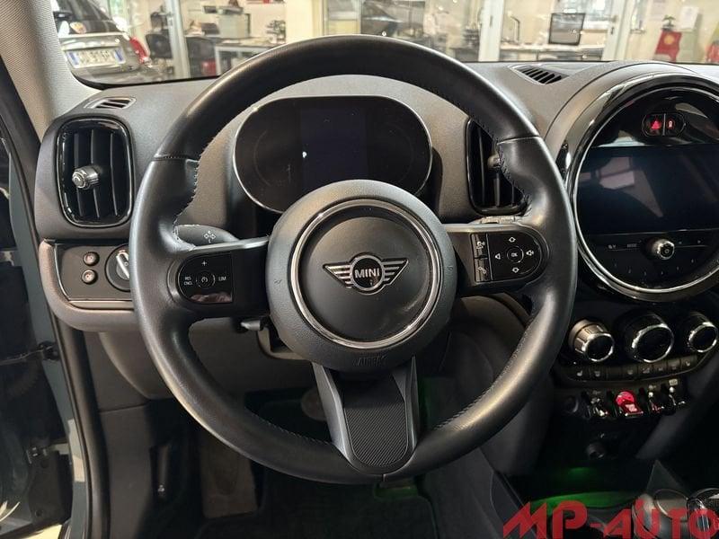 MINI Countryman Cooper AUTOMATICA Essential