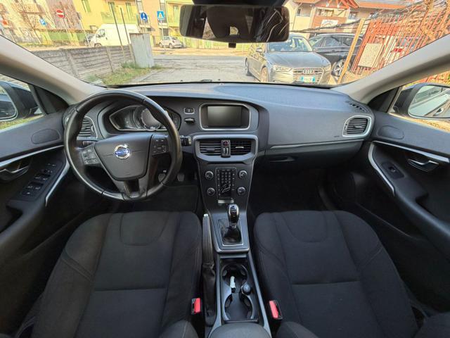 VOLVO V40 D2 2.0 euro 6