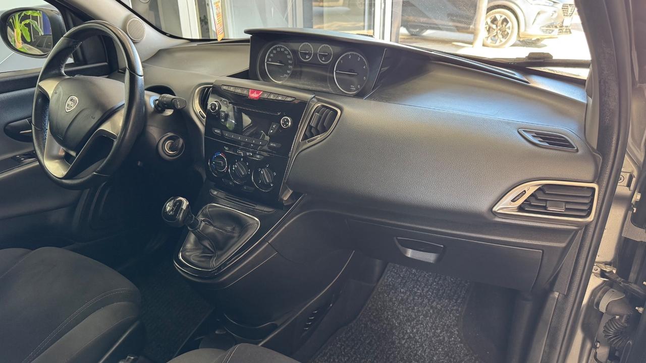 Lancia Ypsilon 1.3 MJT 16V 95 CV 5 porte S&S Gold