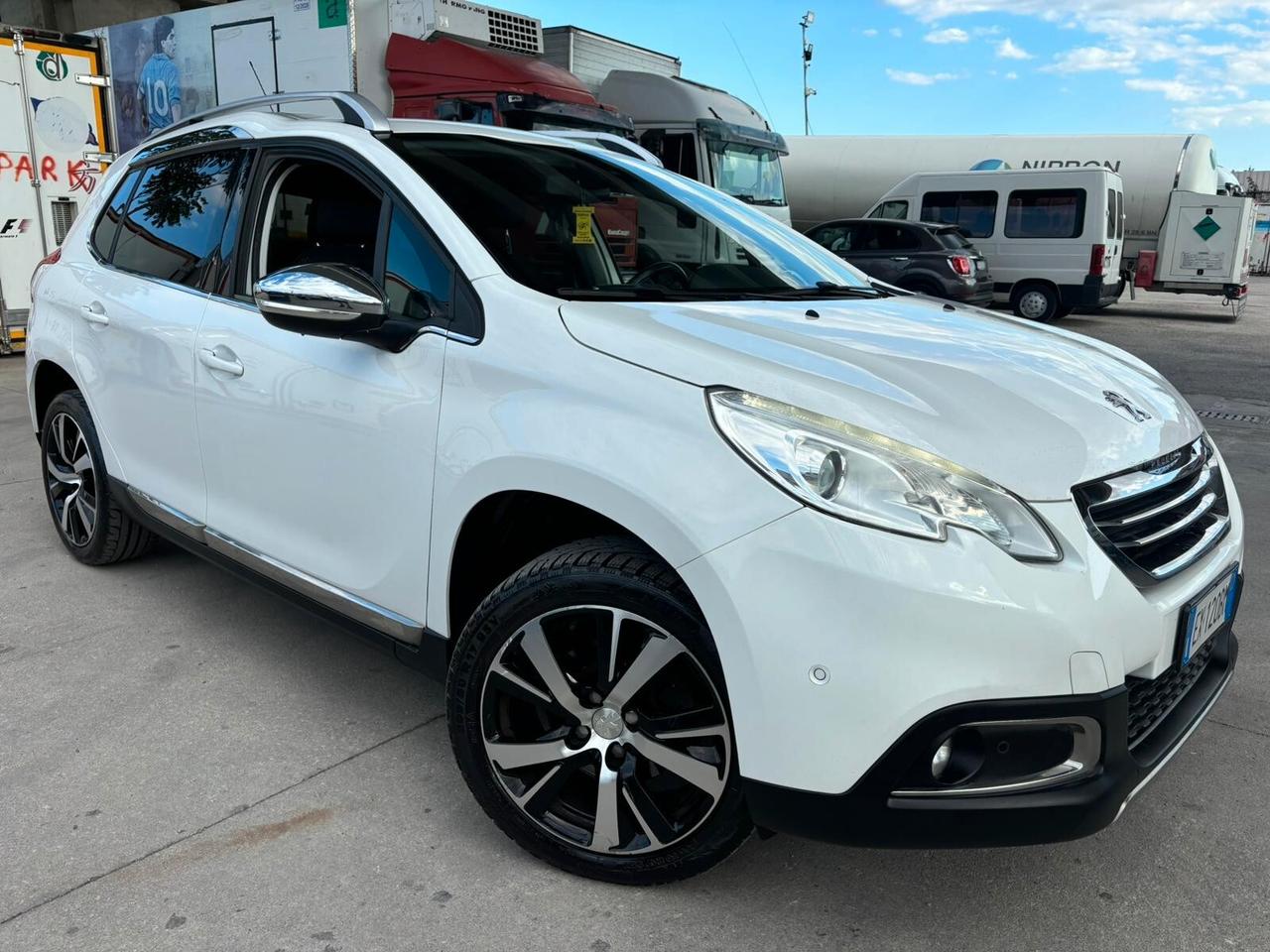 Peugeot 2008 1.6 e-HDi 115 CV Stop&Start Allure