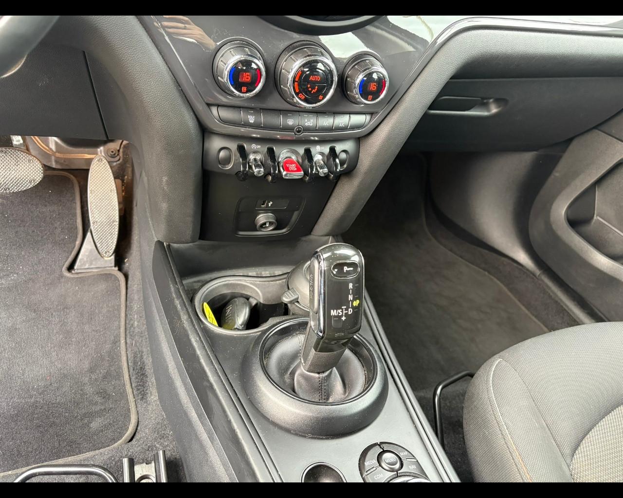 MINI Mini Countrym.(F60) - Mini 1.5 Cooper Hype Countryman