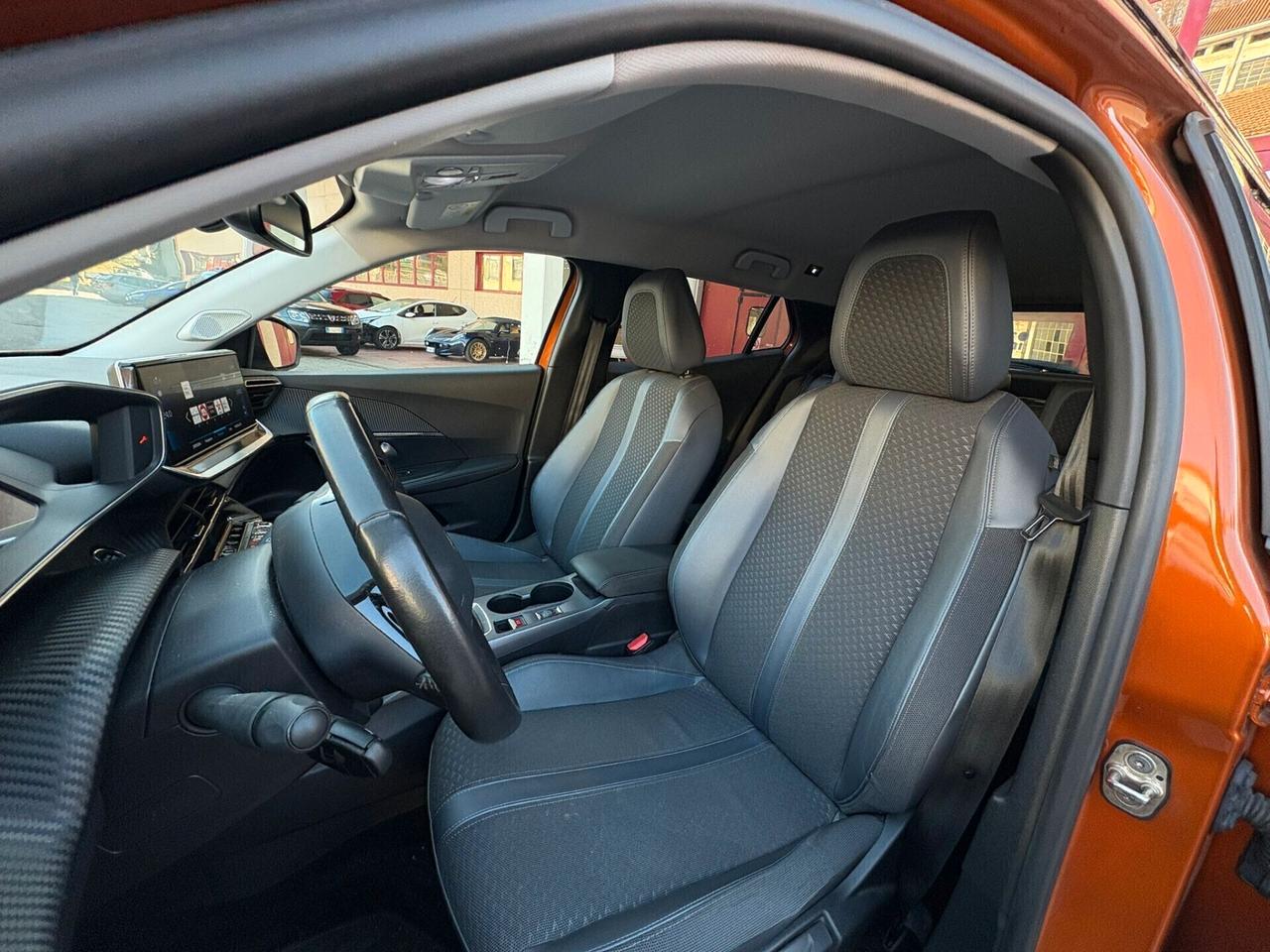 Peugeot 2008 100 S&S Allure