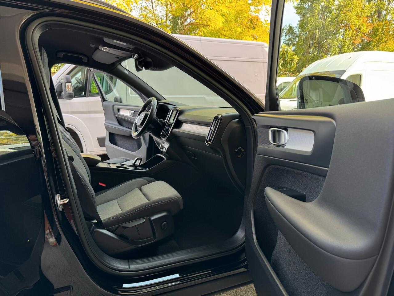 Volvo XC40 1.5 T2 Core GEARTRONIC UNIPROPR GARAN24
