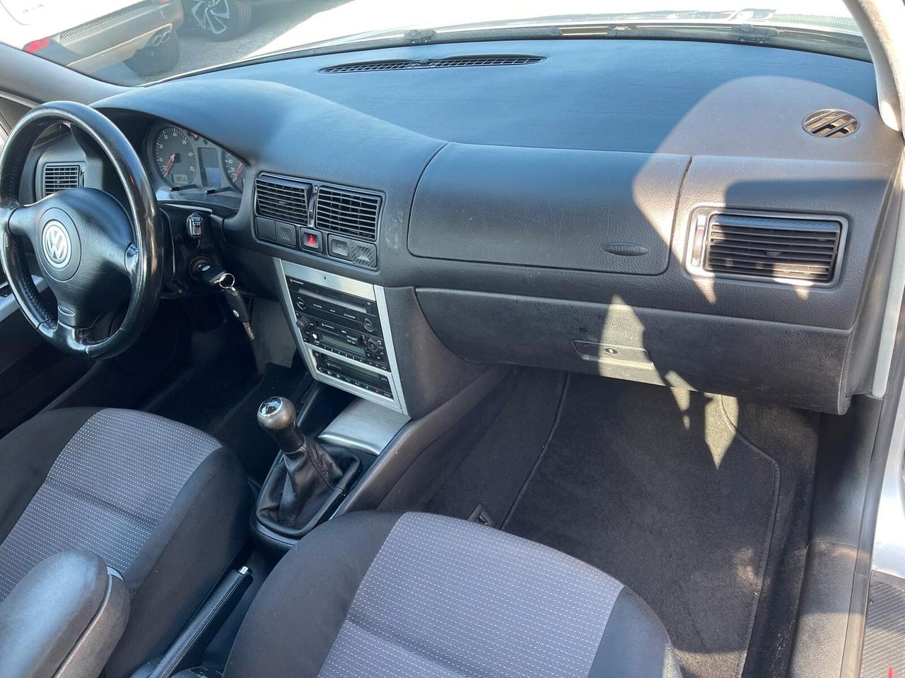 Volkswagen Golf 1.6 16V cat 5p. Highline Plus